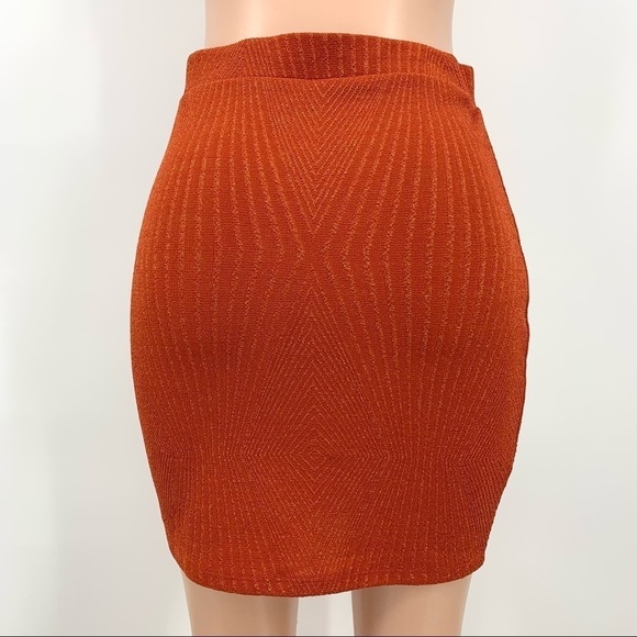NWT Haute Monde Metallic Orange Stretch Knit Mini Skirt - Picture 2 of 8